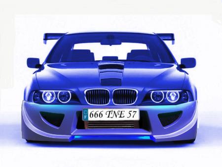 VOITURE
